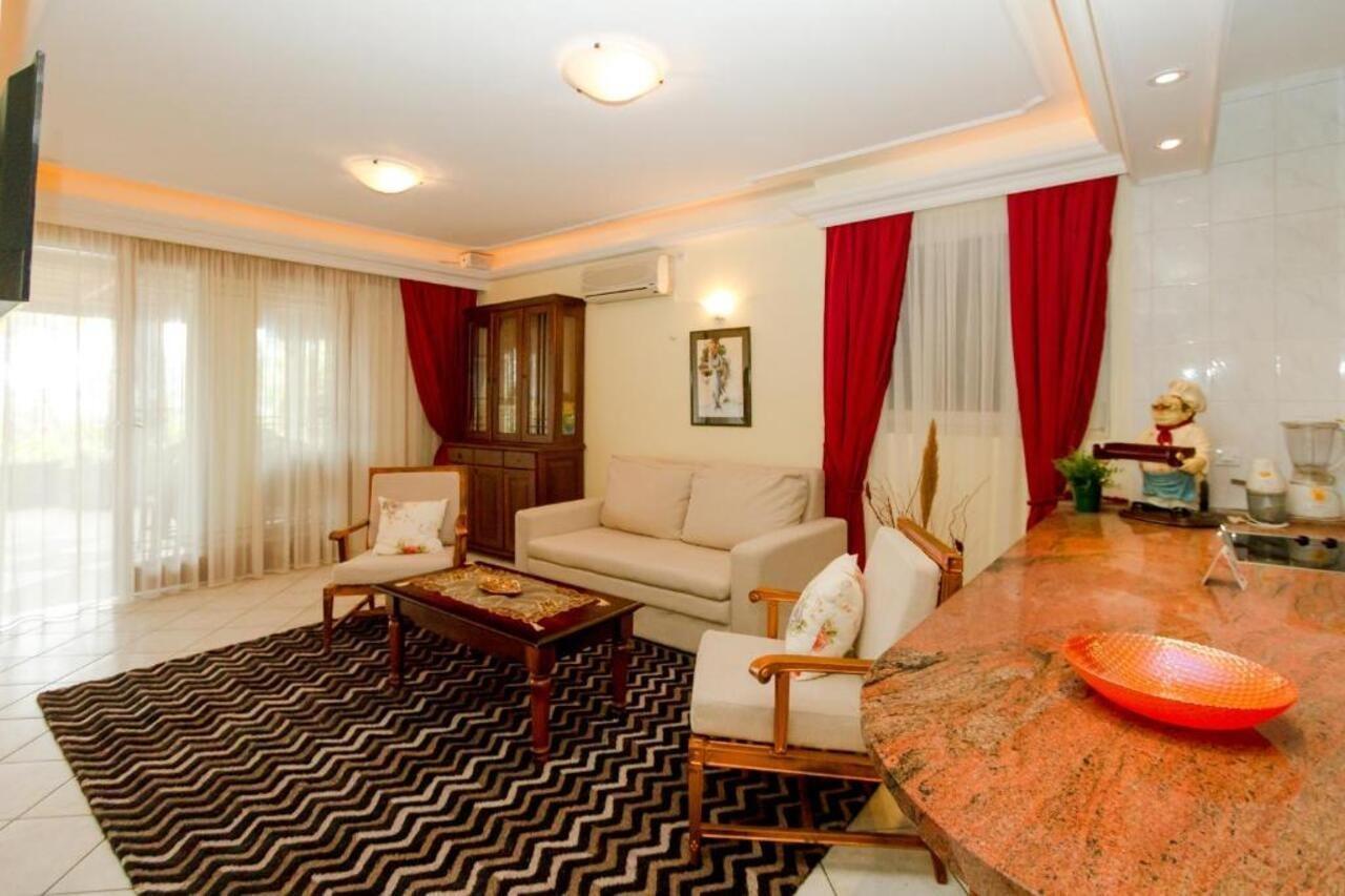 Milan'S Apartments Sveti Stefan Exteriér fotografie